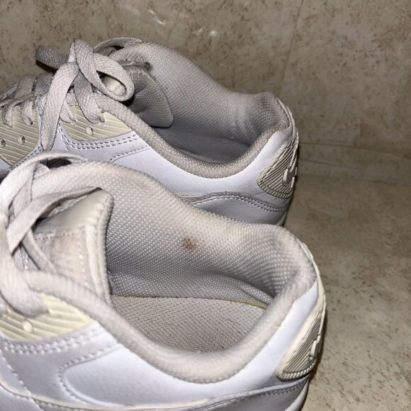 Nike Air Max 90 LTR GS Triple White Lace Up Casual Sneakers Youth Size 6 - Picture 7 of 11